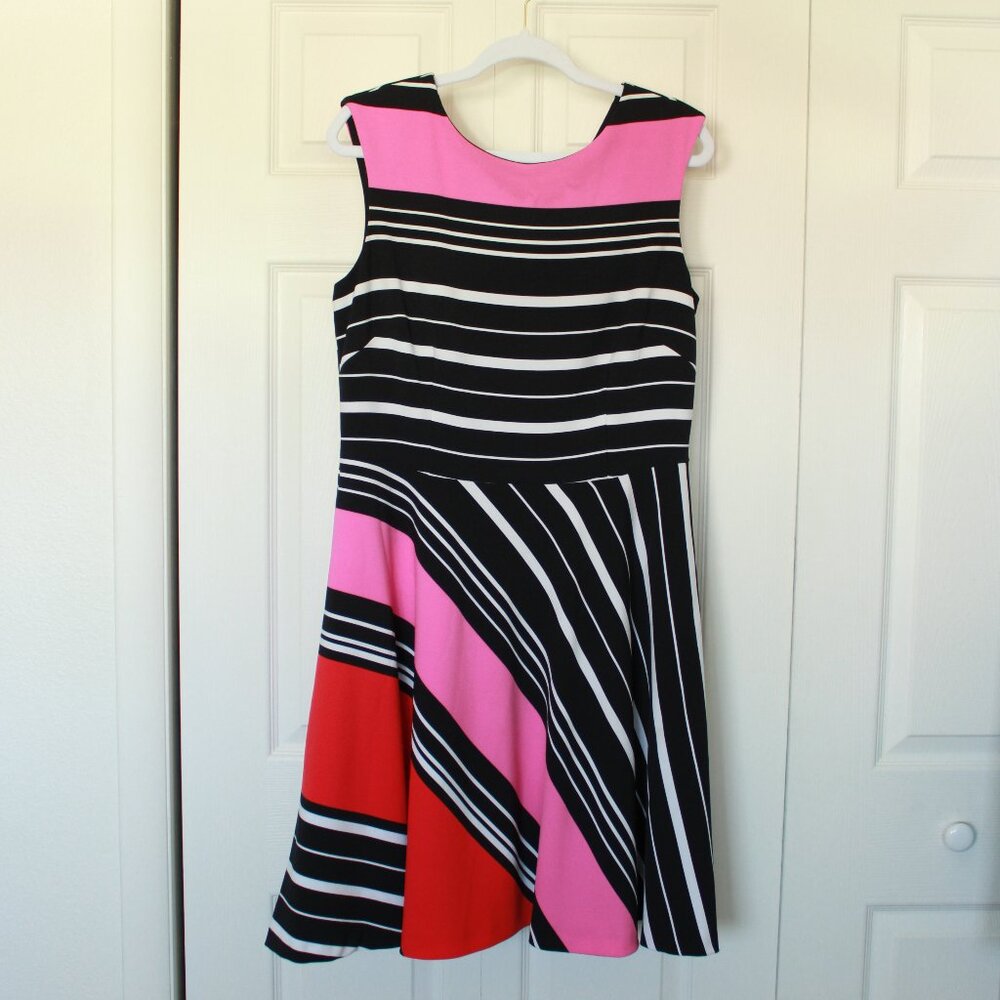 Tahari colorblock fit and flare dress in black and fuschia pink size 12